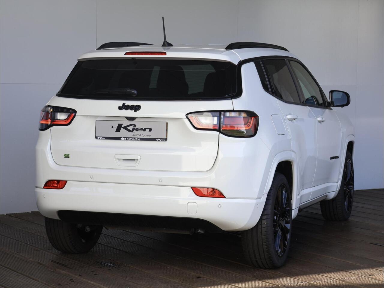Jeep COMPASS 1.5T e-Hybrid High Altitude | 19 inch | 360 camera | Stoel-stuur verwarming | ACC |