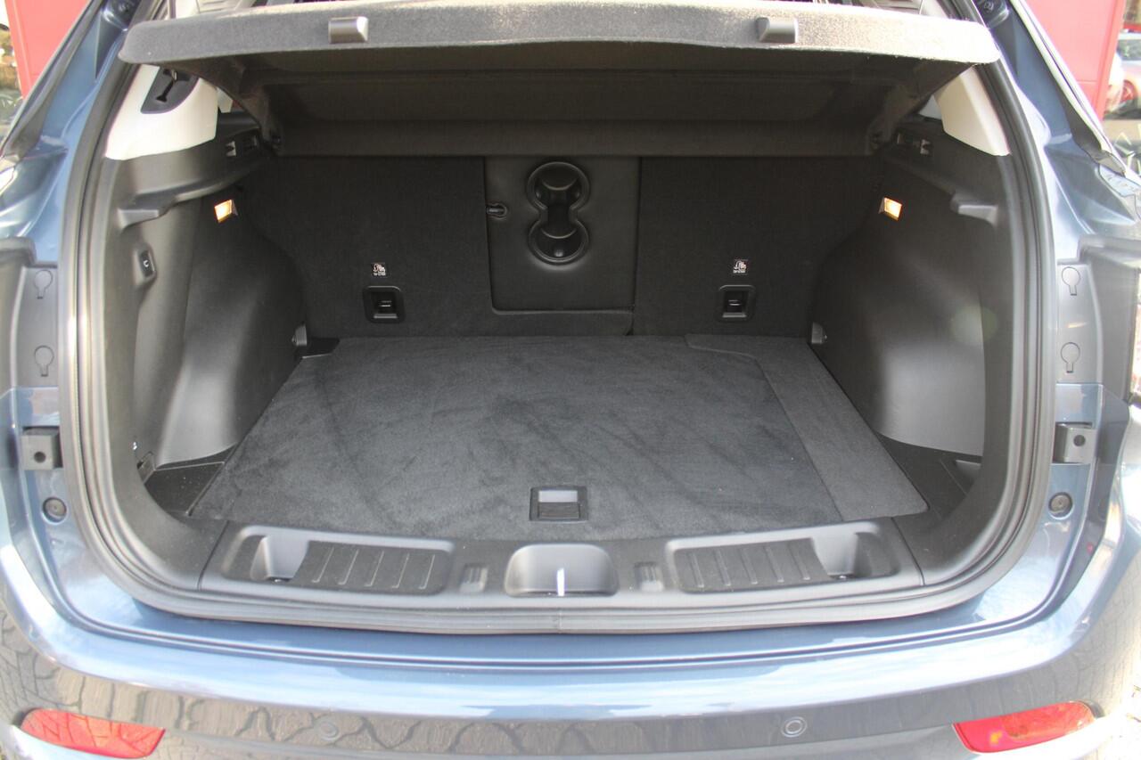 Jeep COMPASS 4xe 240PK Plug-in Hybrid ELECTRIC S | PANORAMSICH SCHUIF/KANTEL DAK | STOEL/STUUR VERWARMING | ALL SEASON BANDEN | 19" LICHTMETALEN VELGEN "GLOSSY BLACK" | ELEKTRISCH BEDIENBARE BESTUURDERSSTOEL | LEDEREN BEKLEDING | ADAPTIVE CRUISE CONTROL | NAVIGATIE | 