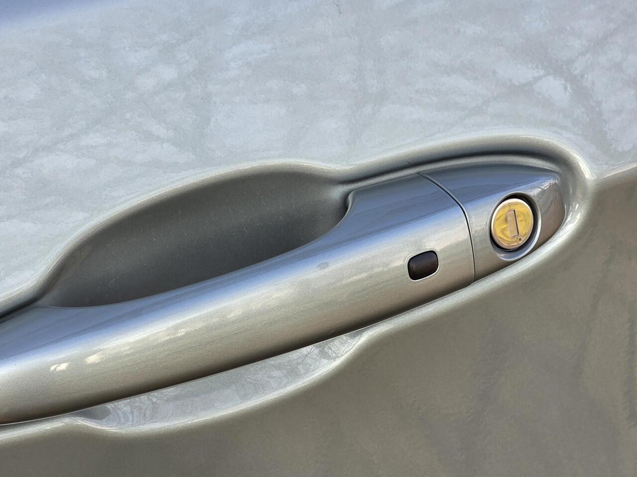 Jeep COMPASS 4xe 240 Plug-in Hybrid Electric Upland | SOH 91% | PDC + Camera| Navigatie | LM Velgen | ECC |