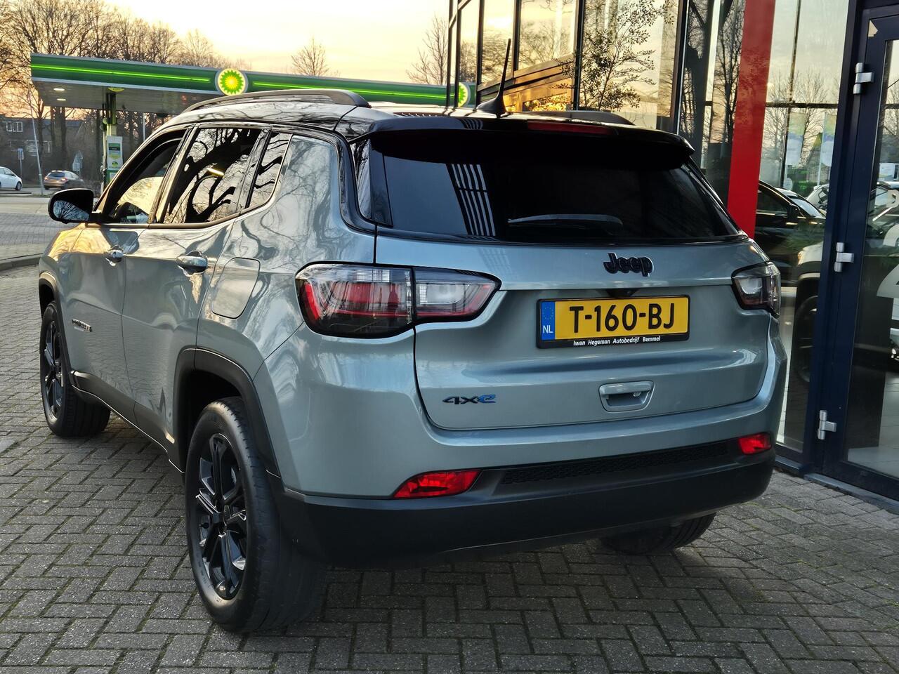 Jeep COMPASS 4xe 240 Plug-in Hybrid Electric Upland | SOH 91% | PDC + Camera| Navigatie | LM Velgen | ECC |