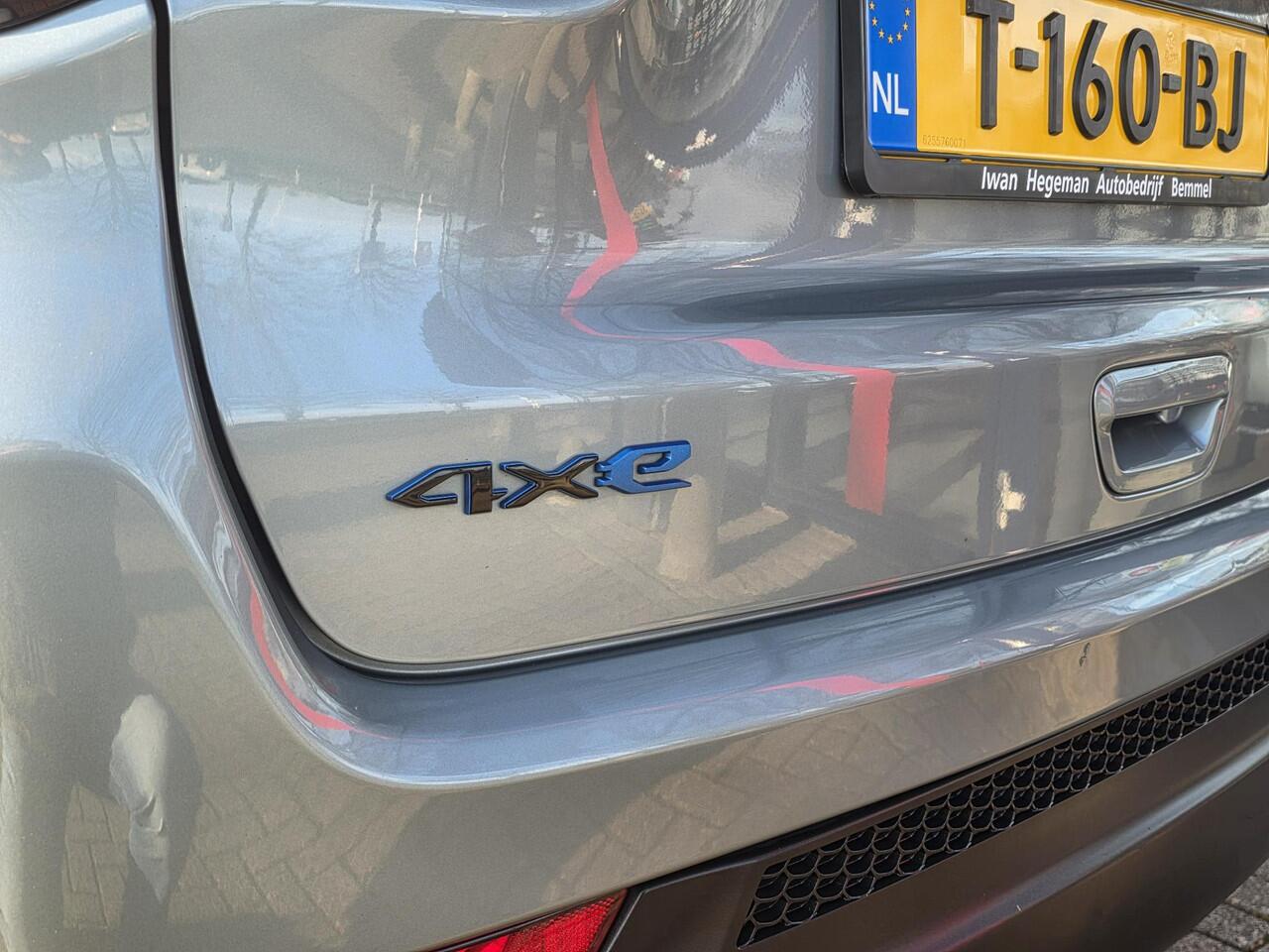 Jeep COMPASS 4xe 240 Plug-in Hybrid Electric Upland | SOH 91% | PDC + Camera| Navigatie | LM Velgen | ECC |