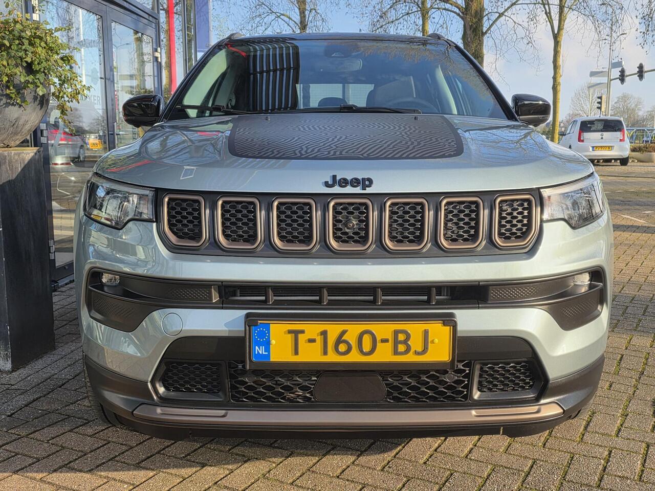 Jeep COMPASS 4xe 240 Plug-in Hybrid Electric Upland | SOH 91% | PDC + Camera| Navigatie | LM Velgen | ECC |