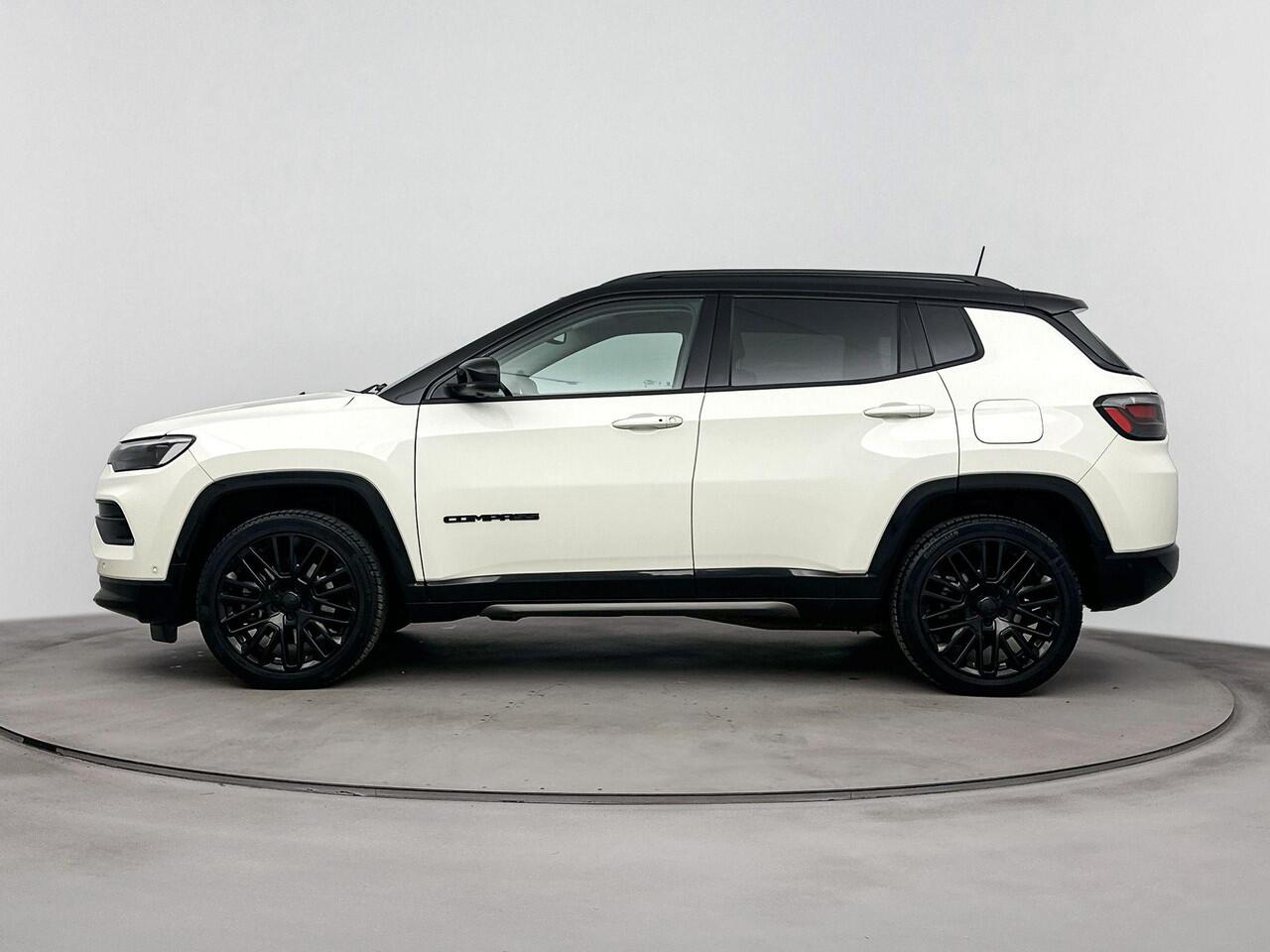Jeep COMPASS 4xe 240 Plug-in Hybrid Electric S | Adaptive Cruise | Achteruitrij Camera | 4 Wheel Drive | Dodehoek Detectie |