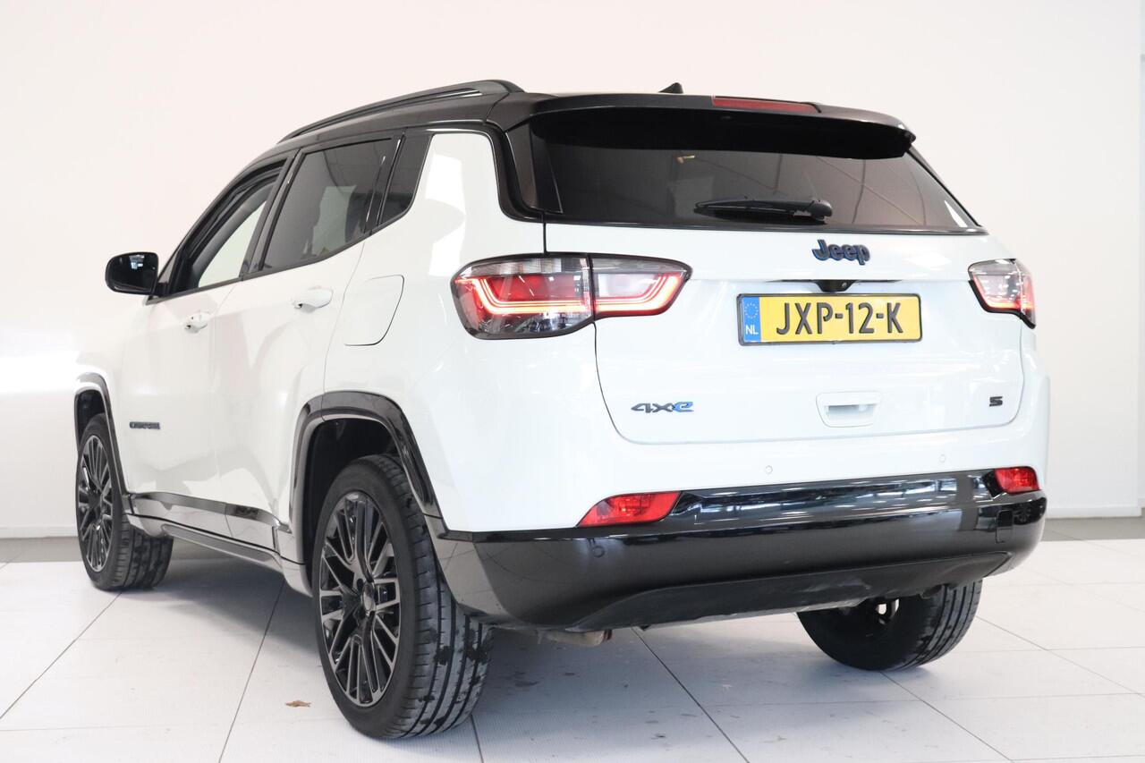Jeep COMPASS 4xe 240 Plug-in Hybrid Electric S | Camera | Leder | Adaptieve Cruise control | Achterklep elektrisch | Navigatie | Climate control |