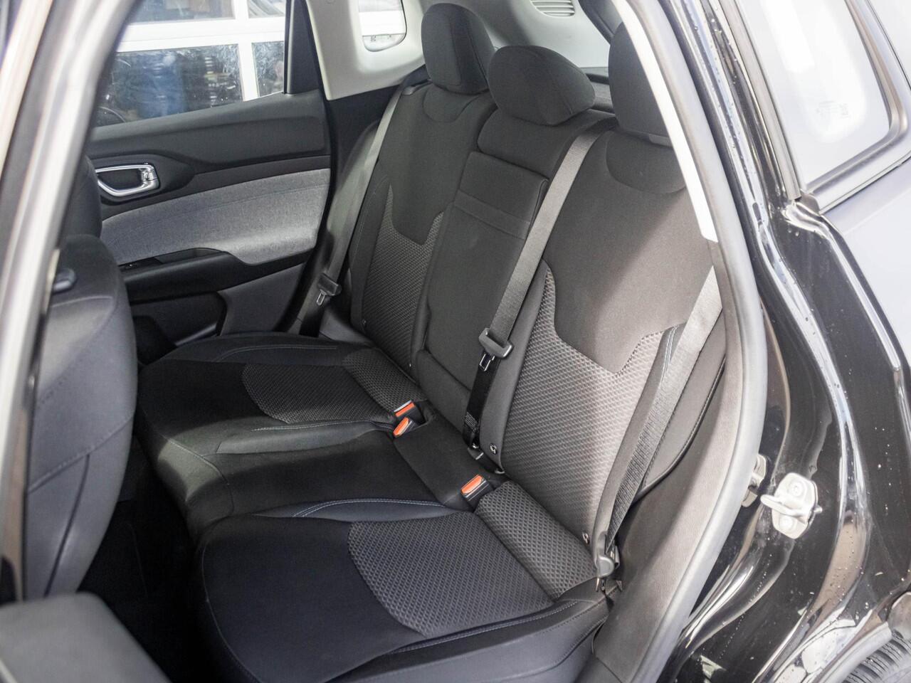 Jeep COMPASS 1.5T e-Hybrid Longitude | Clima | Cruise | Camera | Apple Carplay | Winter Pack