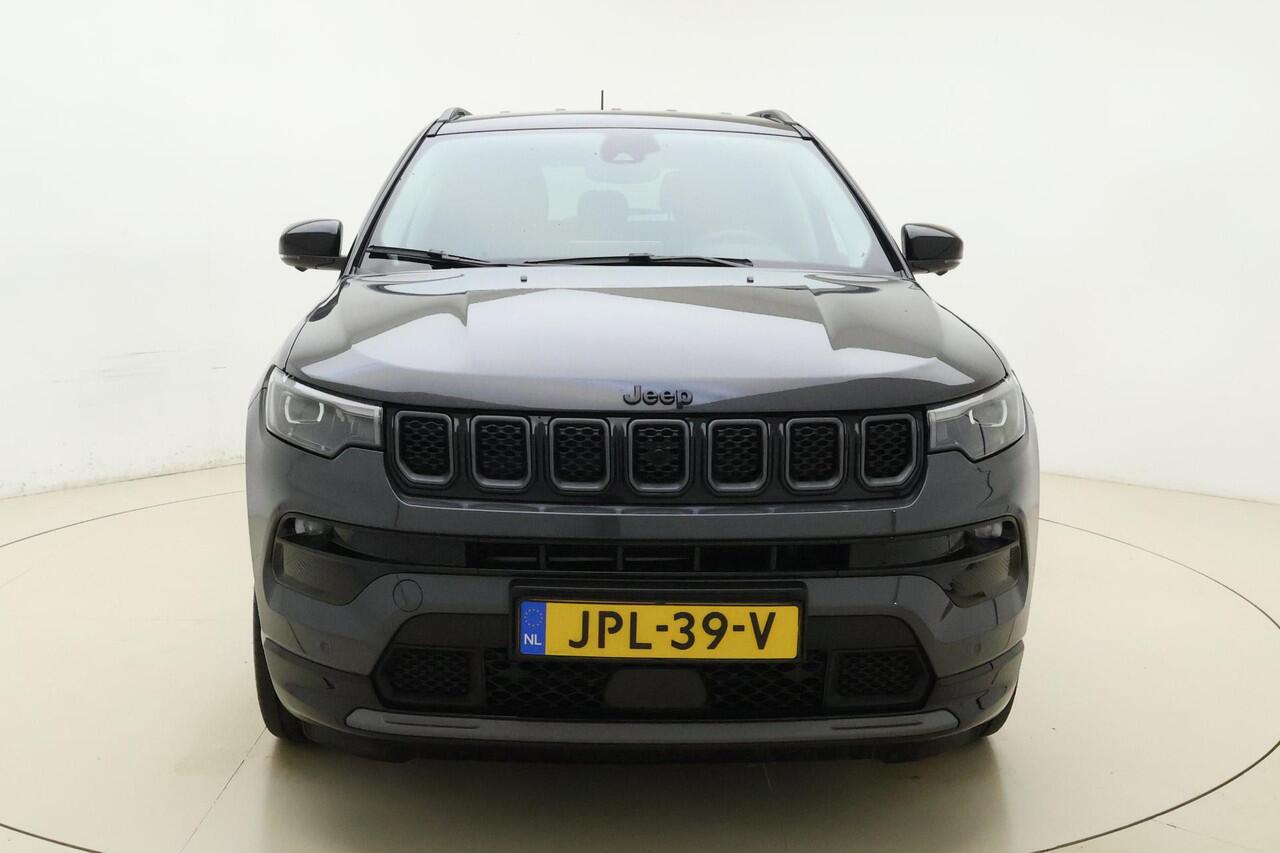 Jeep COMPASS 1.5T 130pk Automaat e-Hybrid S | Navigatie | Lederen bekleding | Adapt. Cruise control | Climate control | Stoel- & stuurverwarming | Lichtmetalen velgen | Dakrails