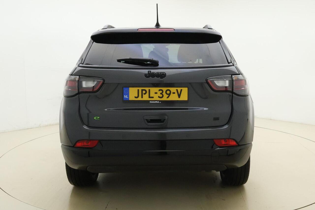 Jeep COMPASS 1.5T 130pk Automaat e-Hybrid S | Navigatie | Lederen bekleding | Adapt. Cruise control | Climate control | Stoel- & stuurverwarming | Lichtmetalen velgen | Dakrails