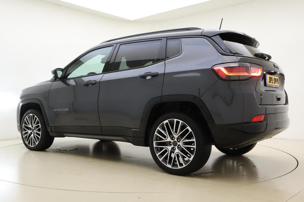 Jeep COMPASS 1.5T 130pk Automaat e-Hybrid S | Navigatie | Lederen bekleding | Adapt. Cruise control | Climate control | Stoel- & stuurverwarming | Lichtmetalen velgen | Dakrails
