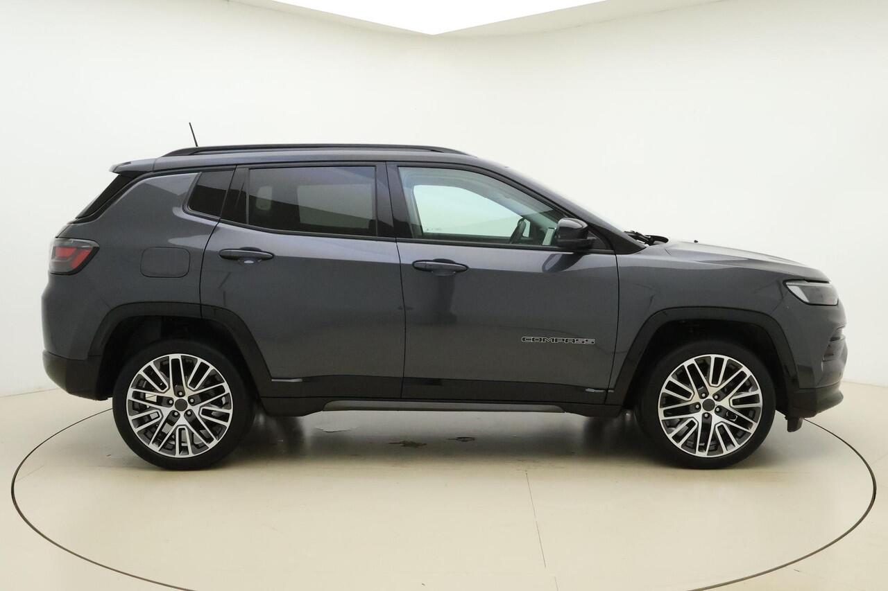 Jeep COMPASS 1.5T 130pk Automaat e-Hybrid S | Navigatie | Lederen bekleding | Adapt. Cruise control | Climate control | Stoel- & stuurverwarming | Lichtmetalen velgen | Dakrails