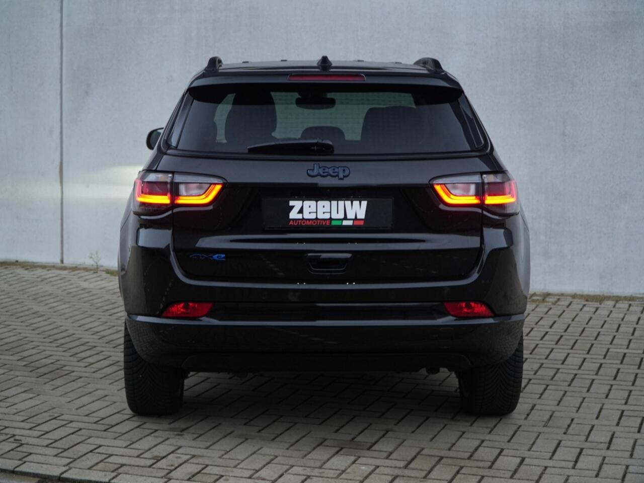 Jeep COMPASS 4xe 240 PK Hybrid Summit | Leder | Winter | Navi | Premium | 19"