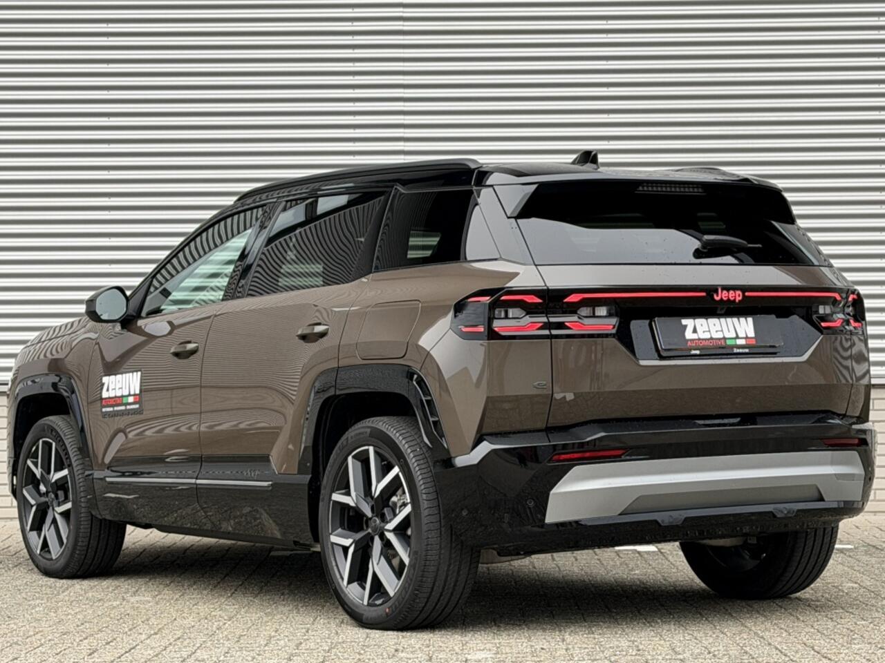 Jeep COMPASS First Edition 74 kWh | Panoramadak | 360 Camera | Massage | Boek