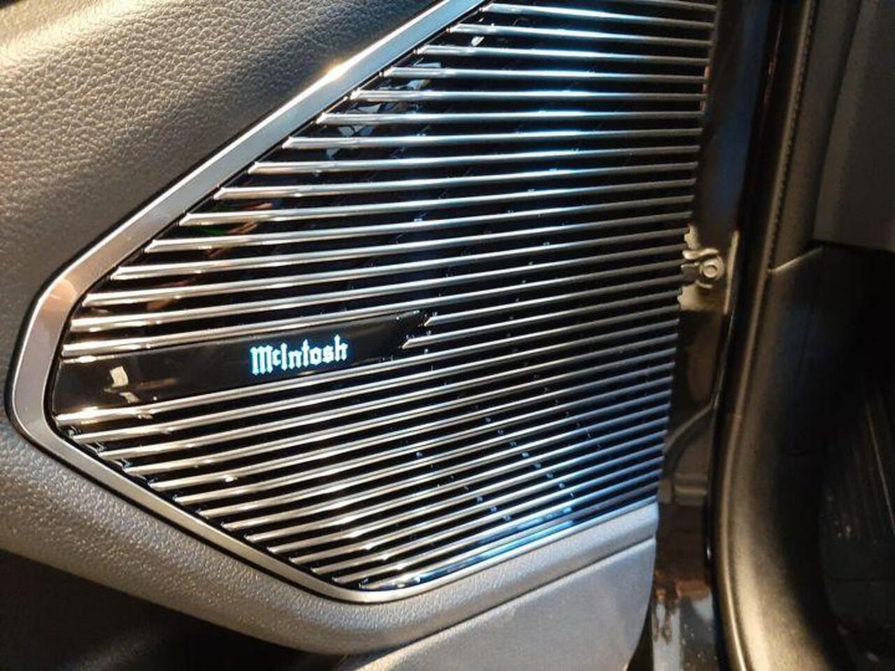 Jeep GRAND CHEROKEE 2.0 Overland 4xe 380pk | Panoramadak | Stoelverwarming | McIntosh Audio