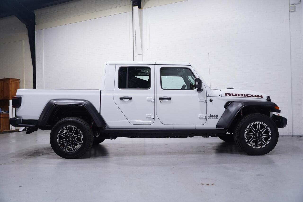 Jeep Gladiator 3.6 V6 285 pk Rubicon Grijs Kenteken 2-Zits Navi Leder Zwart, Adapt. Cruise, Targa Dak, Trekhaak, Uniek