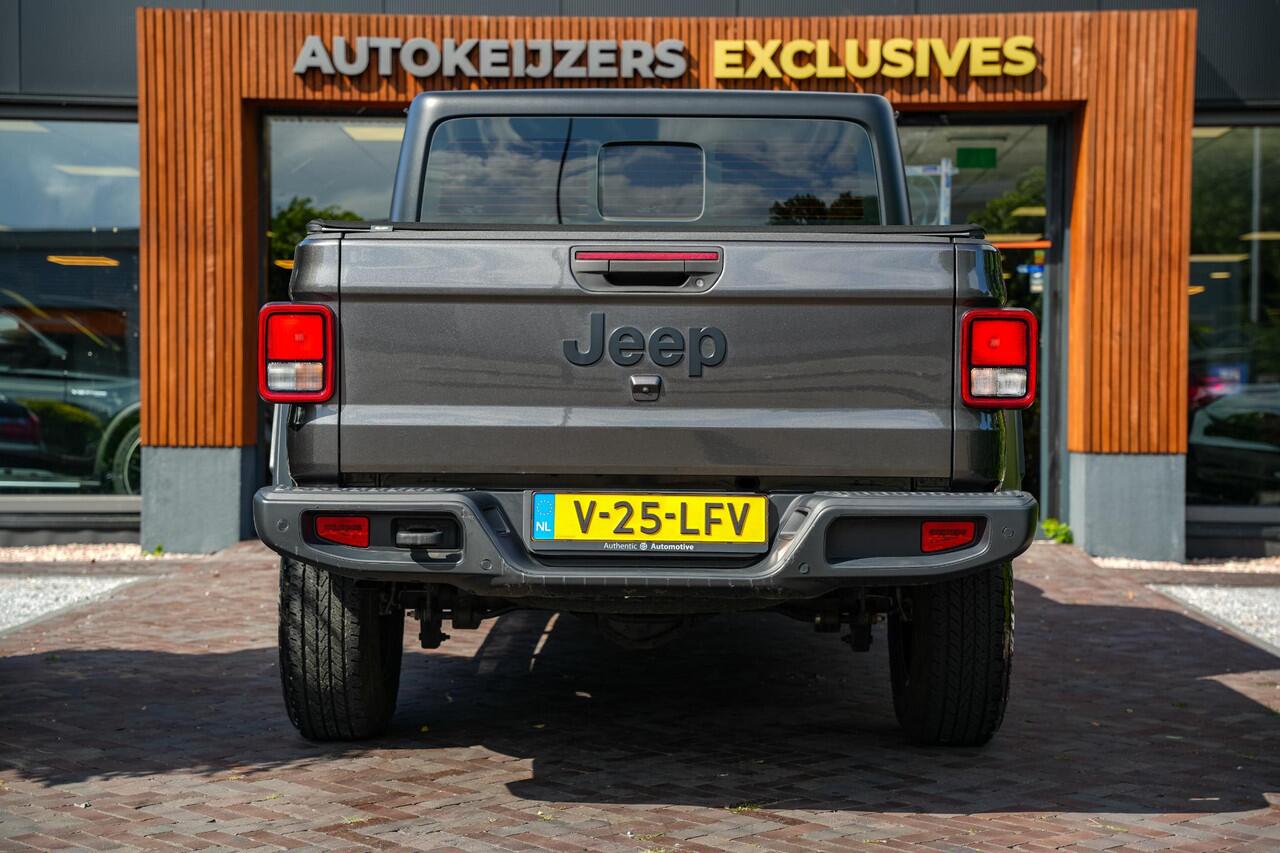 Jeep Gladiator sport 3.6 V6 Grijs Kenteken Camera Cruise Carplay