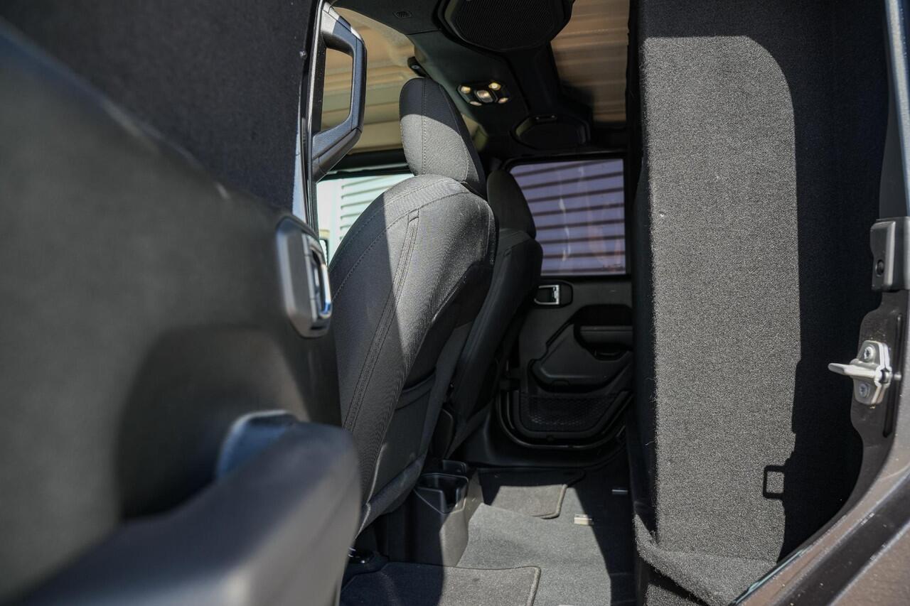 Jeep Gladiator Sport 3.6 V6 Grijs Kenteken Camera Cruise Carplay