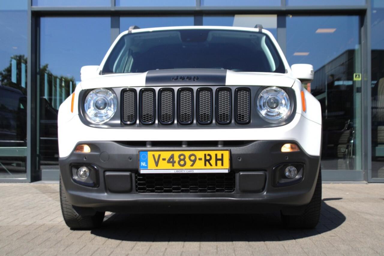 Jeep RENEGADE 1.4 MultiAIR NIGHT EAGLE / GRIJS KENTEKEN / Apple Carplay
