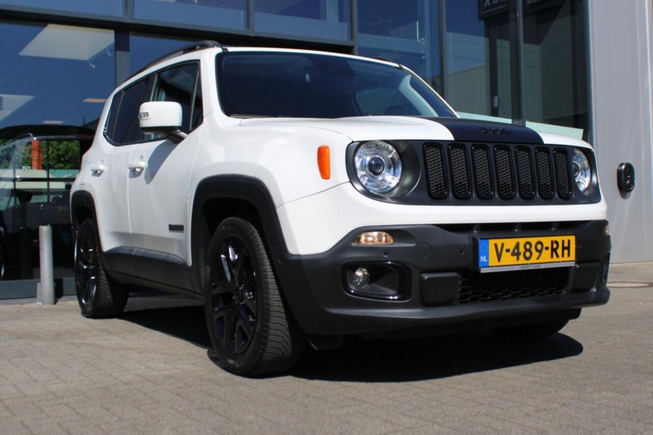 Jeep RENEGADE 1.4 MultiAIR NIGHT EAGLE / GRIJS KENTEKEN / Apple Carplay