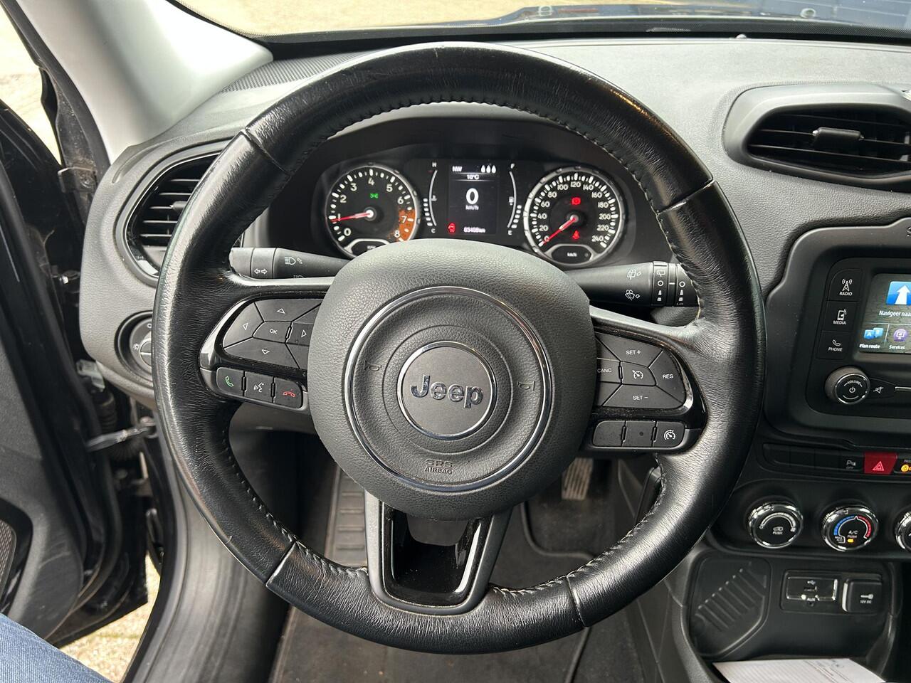 Jeep RENEGADE 1.4 Turbo 140 PK MultiAir Night Eagle II | 1ste Eigenaars auto | Trekhaak | Navigatie | Airco | Dealer Onderhouden | Hoge zitpositie | Lichtmetaal | Cruise control | Dakrails |