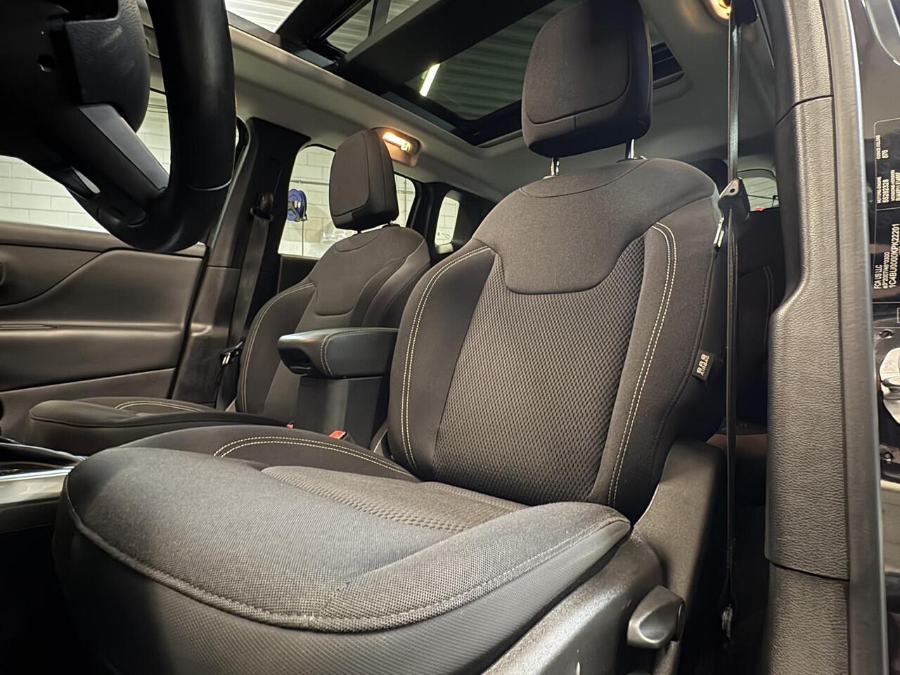 Jeep RENEGADE 1.3l T-GDI 150pk Limited Automaat Schuif/kanteldak, LED verlichting, Adaptive Cruise