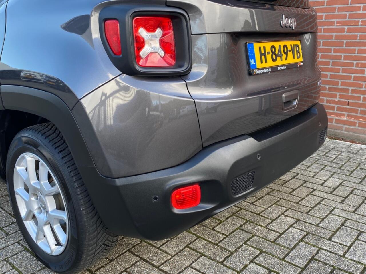 Jeep RENEGADE 1.3T DDCT LONGITUDE AUTOMAAT CARPLAY CRUISE PDC LMV