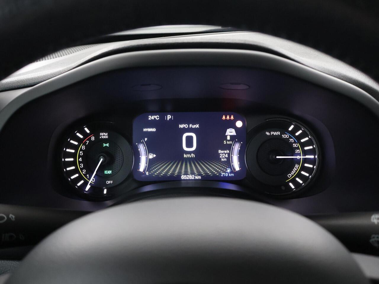 Jeep RENEGADE 4xe 240 Plug-in Hybrid Electric S | LED | Trekhaak | Lederen Interieur | Navigatie | Camera | DAB | Stoel/Stuurverwarming | Adaptieve Cruise Control | Dodehoek detectie |