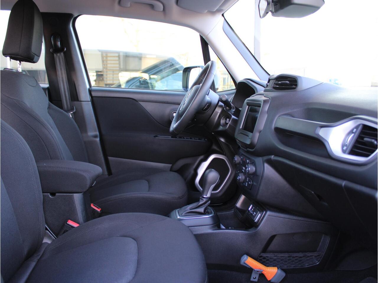 Jeep RENEGADE 1.3T DDCT Longitude Automaat | Apple Carplay / Climate / Cruise