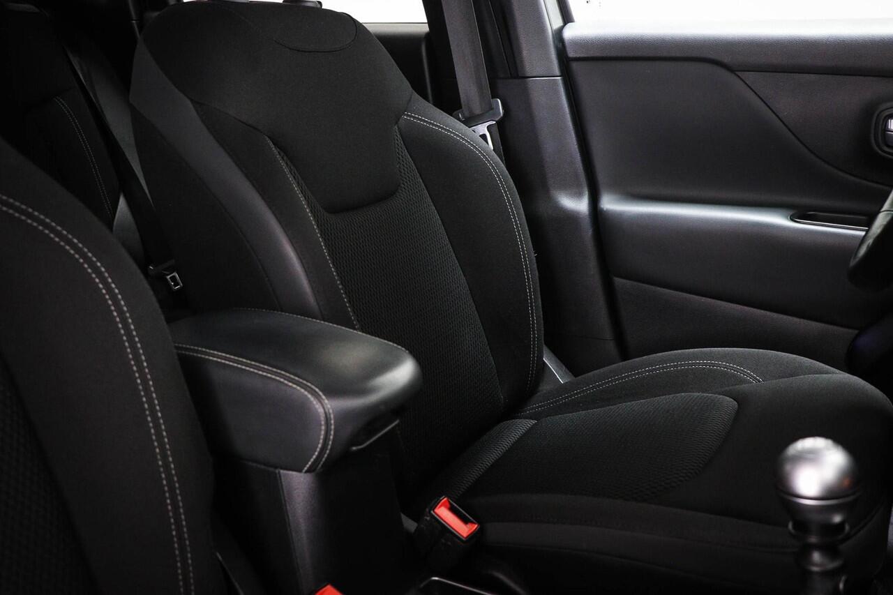 Jeep RENEGADE 1.0T Limited FUNCTION PACK | LED | DAB | APPLE CARPLAY | CAMERA