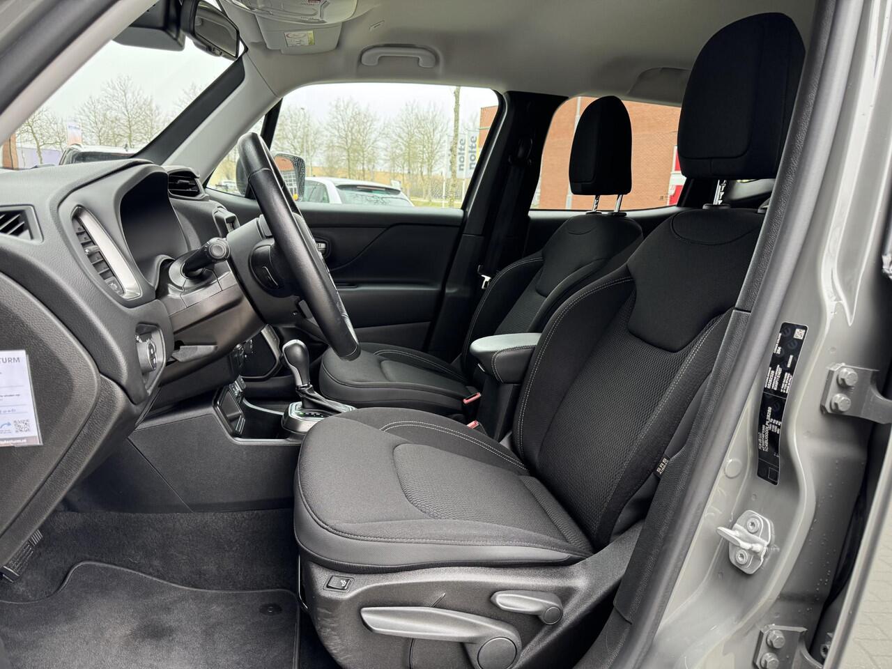 Jeep RENEGADE 1.3T DDCT Limited NL-Auto incl. Trekhaak!