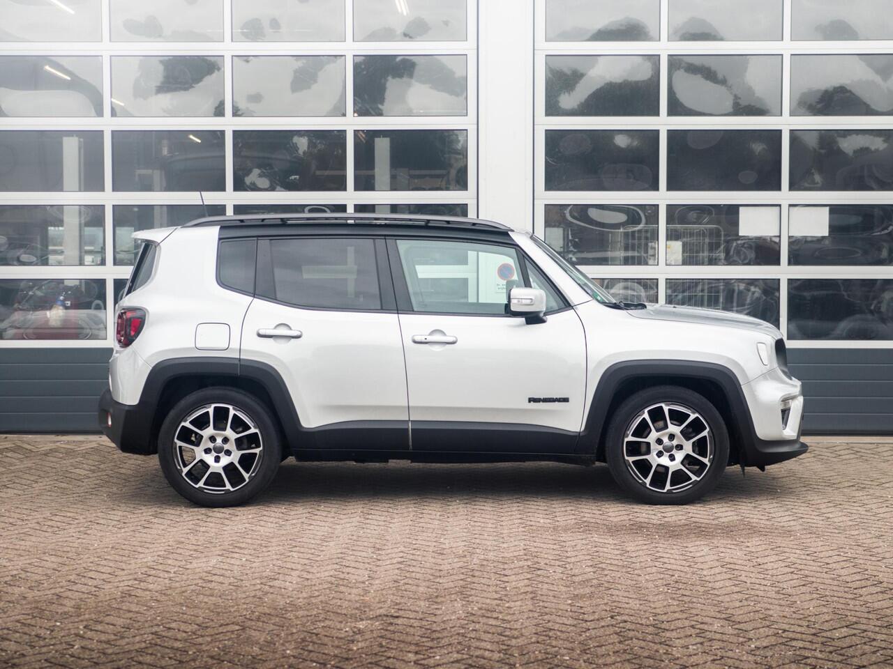 Jeep RENEGADE 1.3T DDCT S Automaat | Adapt. Cruise | Navi | 19" | Trekhaak | Leder | Winter Pack | Camera | BSM