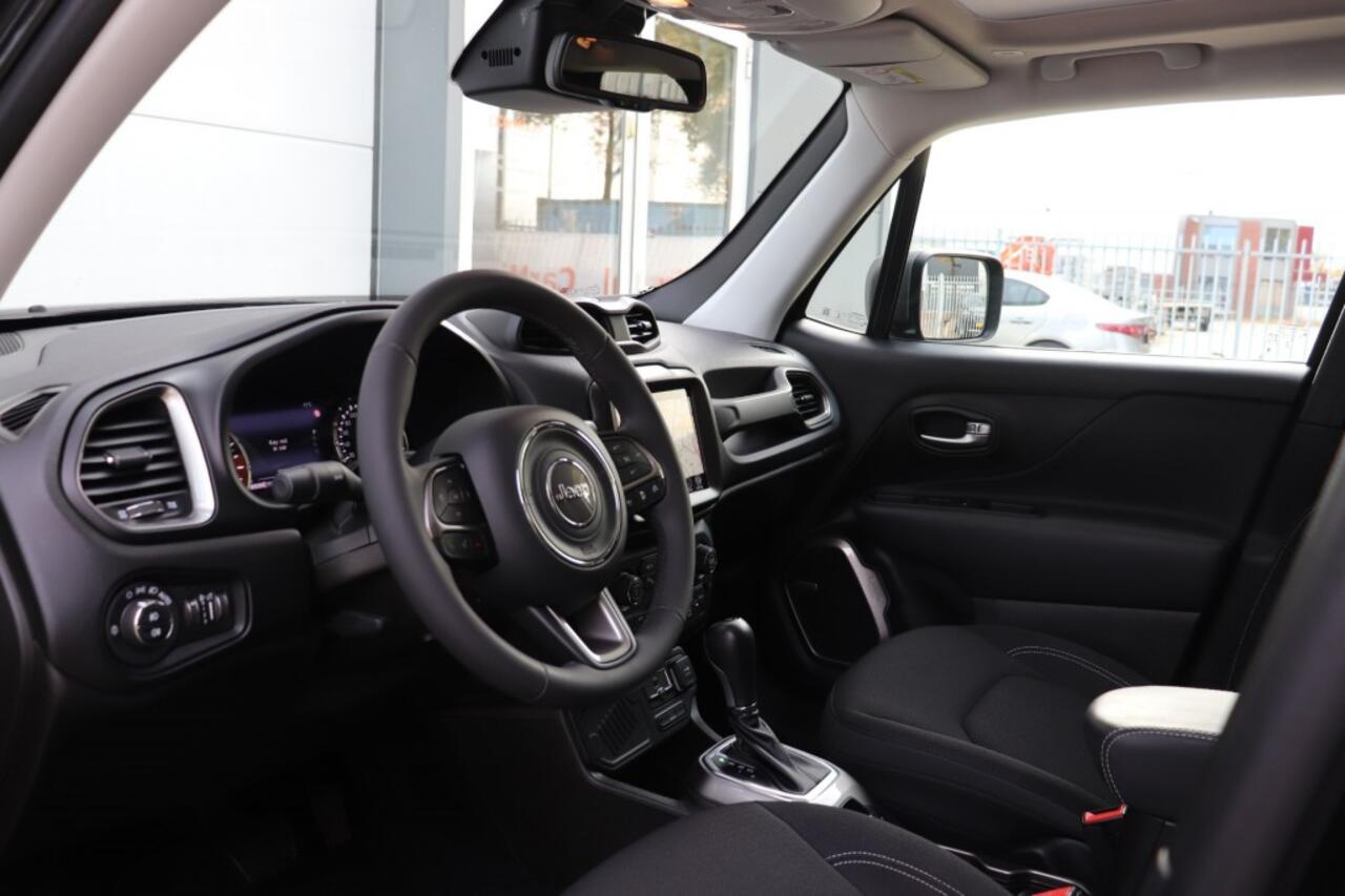 Jeep RENEGADE 1.3T DDCT LIMITED/PANO/KEYLESS/ADAP.CRUISE/CARPLAY