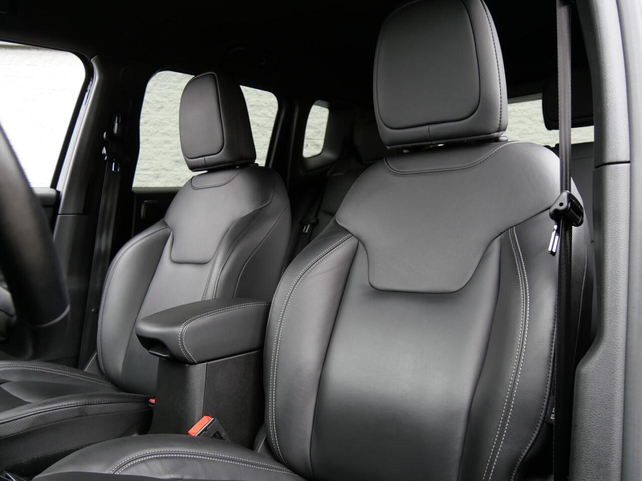 Jeep RENEGADE 4xe 240 PLUG-IN/ 19INCH/ LEER/ KENWOOD PREMIUM AUDIO/ KEYLESS