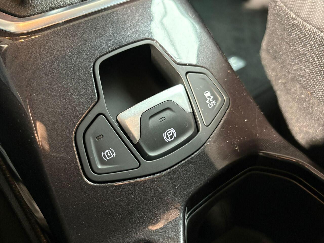 Jeep RENEGADE 4xe 240 Plug-in Hybrid Electric Limited Lease Ed. | Trekhaak | PHEV |
