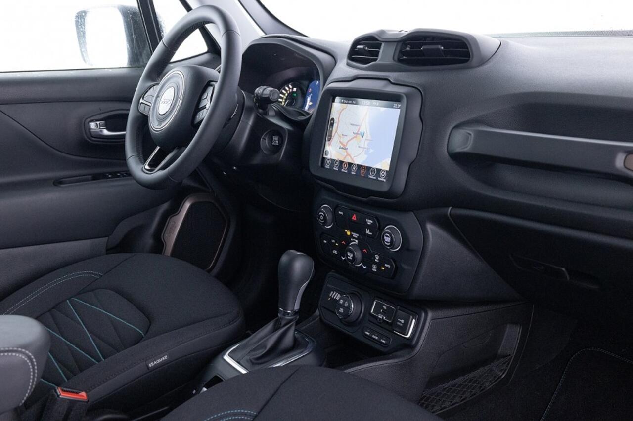 Jeep RENEGADE 4 x e 240 Plug-in Hybrid Upland | Full LED | ECC | PDC | CARPLAY
