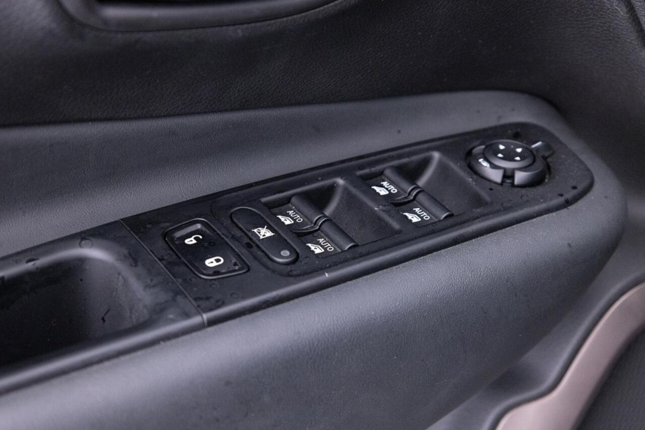 Jeep RENEGADE 4 x e 240 Plug-in Hybrid Upland | Full LED | ECC | PDC | CARPLAY