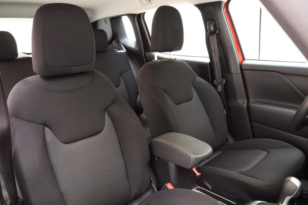 Jeep RENEGADE 1.5T e-Hybrid Longitude Automaat | Climate Control | Trekhaak | Lichtmetalen velgen | Cruise Control | Dakrails