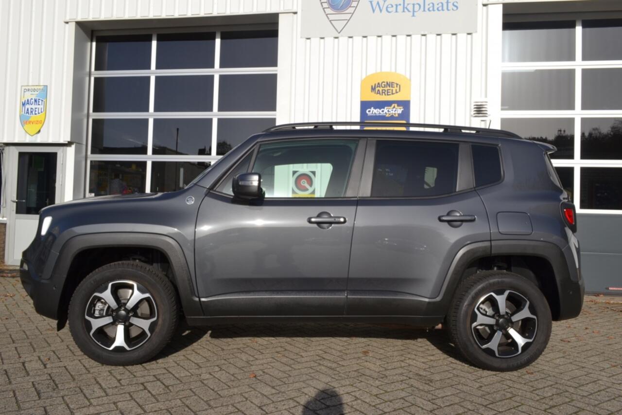 Jeep RENEGADE 4xe 240 Hyb. TRAILHAWK BTW auto