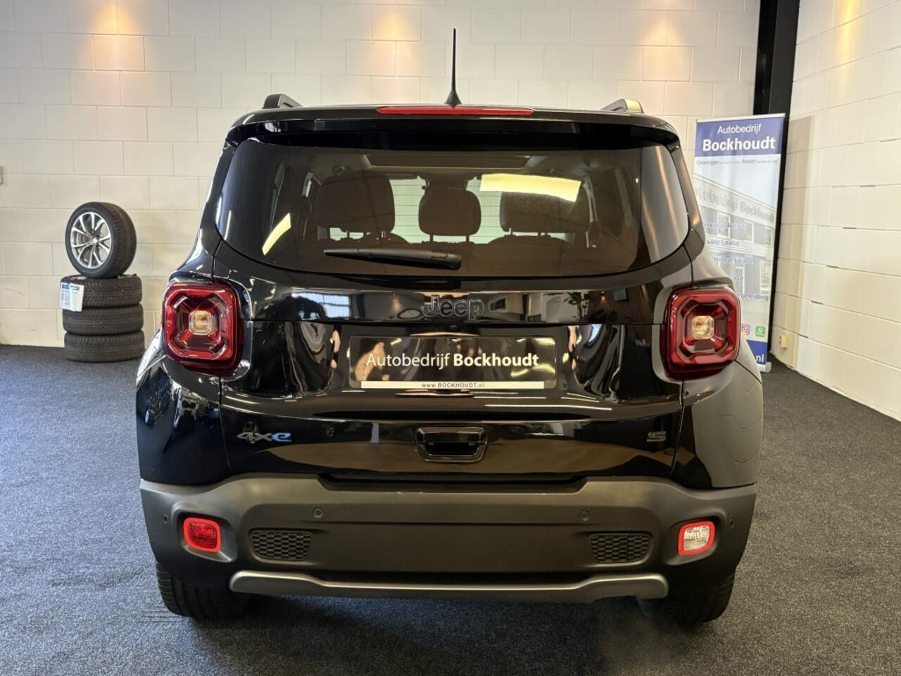 Jeep RENEGADE 4xe 240 Hybrid S | Panorama Dak | Lederen Bekleding