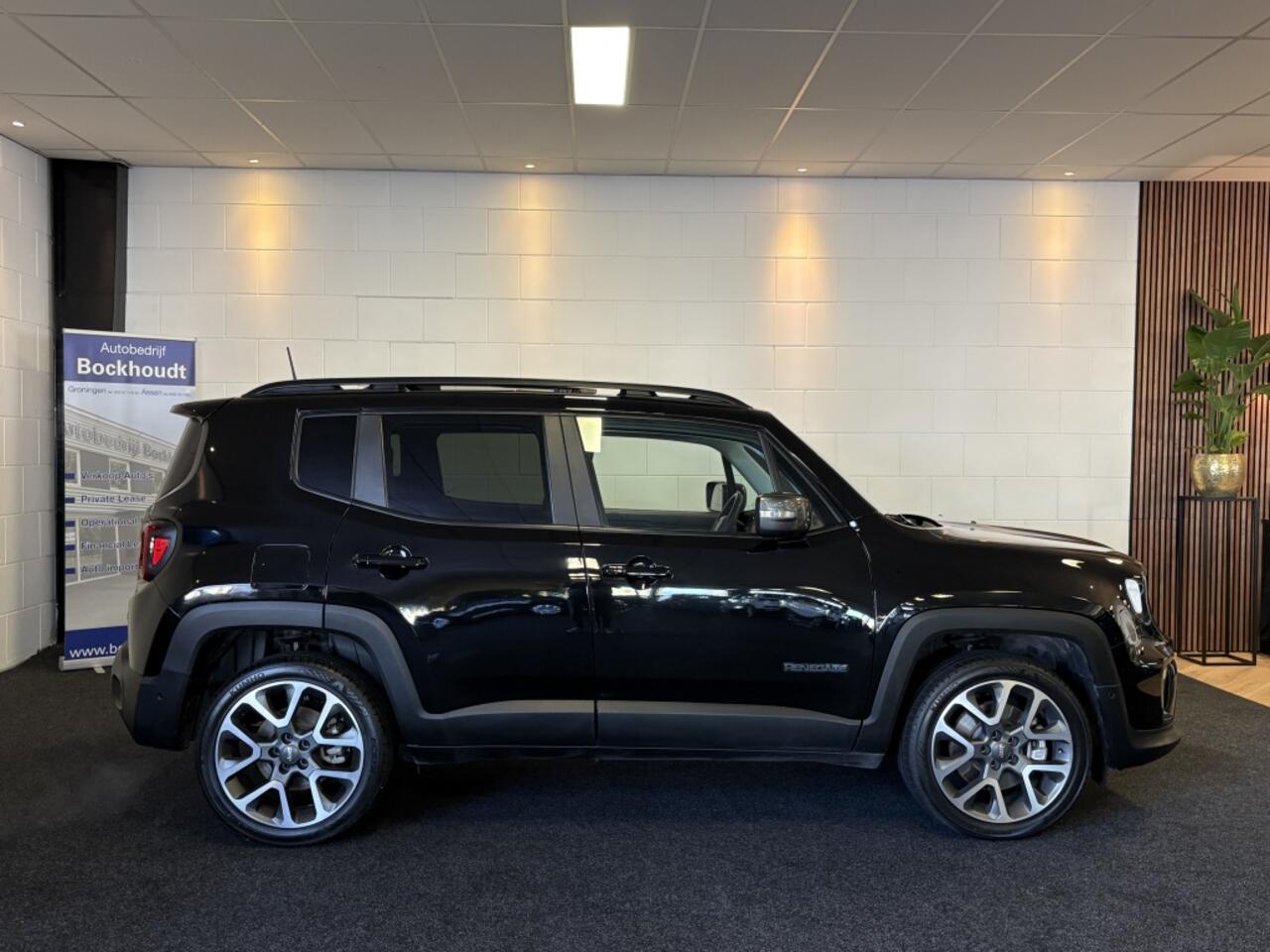 Jeep RENEGADE 4xe 240 Hybrid S | Panorama Dak | Lederen Bekleding