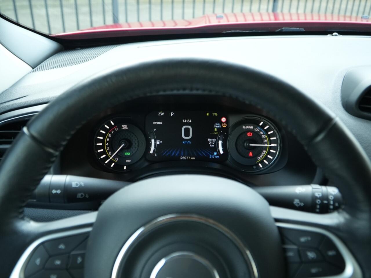 Jeep RENEGADE 4xe 240 PK Hybrid S | Leder | Navi | Winter | LED | Camera | 19"