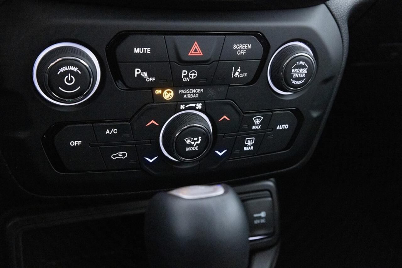 Jeep RENEGADE 1.5T e-Hybrid Longitude | Full LED | CAMERA | ECC | NAVI | Automaat