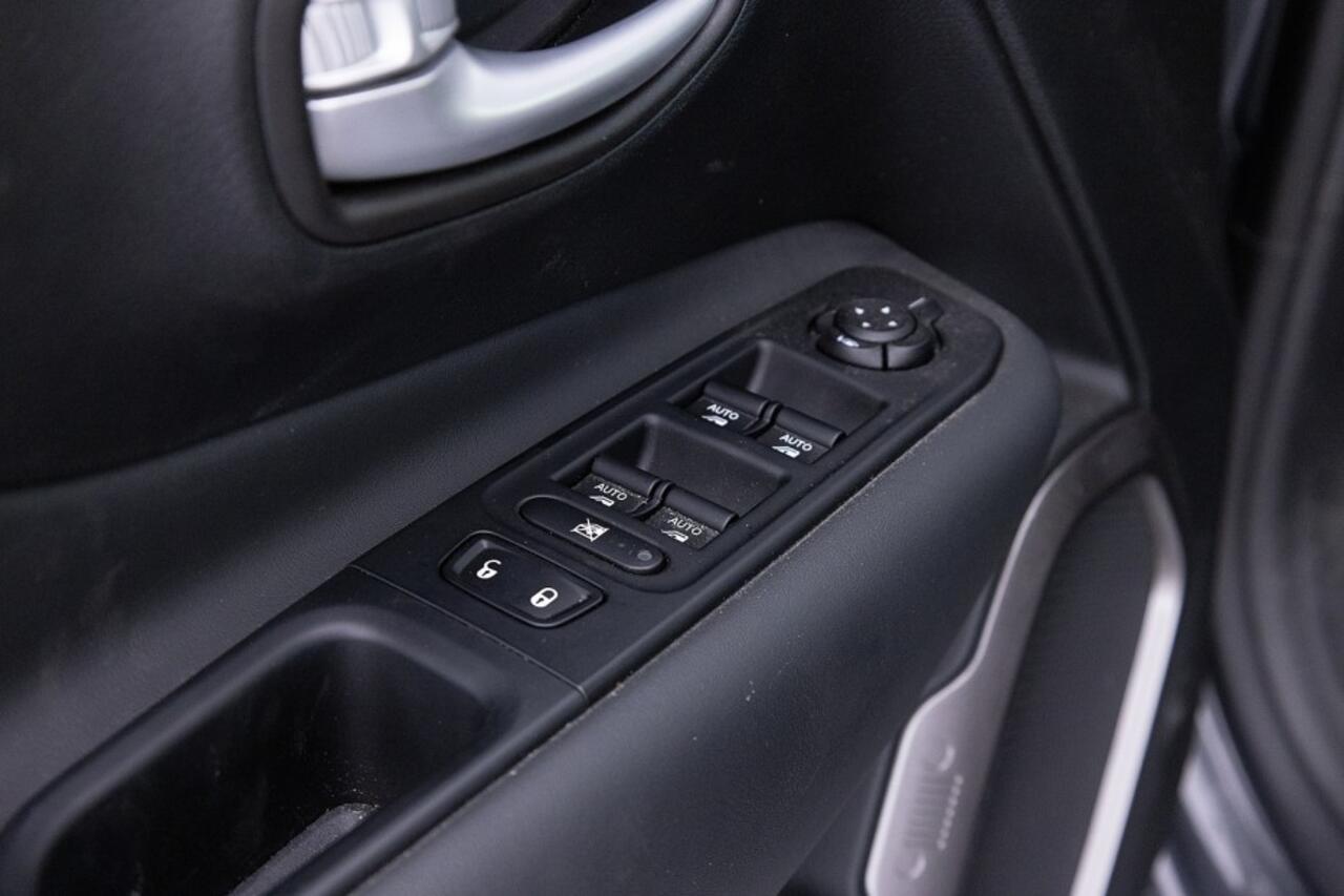 Jeep RENEGADE 1.5T e-Hybrid Longitude | Full LED | CAMERA | ECC | NAVI | Automaat