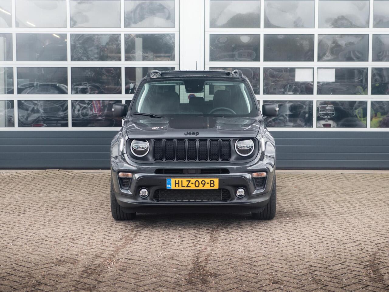 Jeep RENEGADE 4xe 240 Plug-in Hybrid Electric The North Star | Teck Pack | Winter Pack | Navi