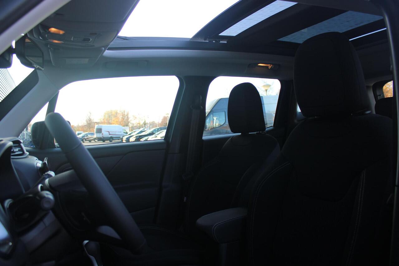 Jeep RENEGADE 1.5T 140PK e-Hybrid | PANORAMISCH SCHUIF/KANTEL DAK | DRAADLOZE APPLE CARPLAY/ANDROID AUTO | FULL LED KOPLAMPEN | DODEHOEK DETECTIE | ADAPTIVE CRUISE CONTROL | LICHTMETALEN VELGEN 17" | ACHTERUITRIJ CAMERA | DAB+ RADIO | NAVIGATIE | PARKEERSENSOREN VOOR +