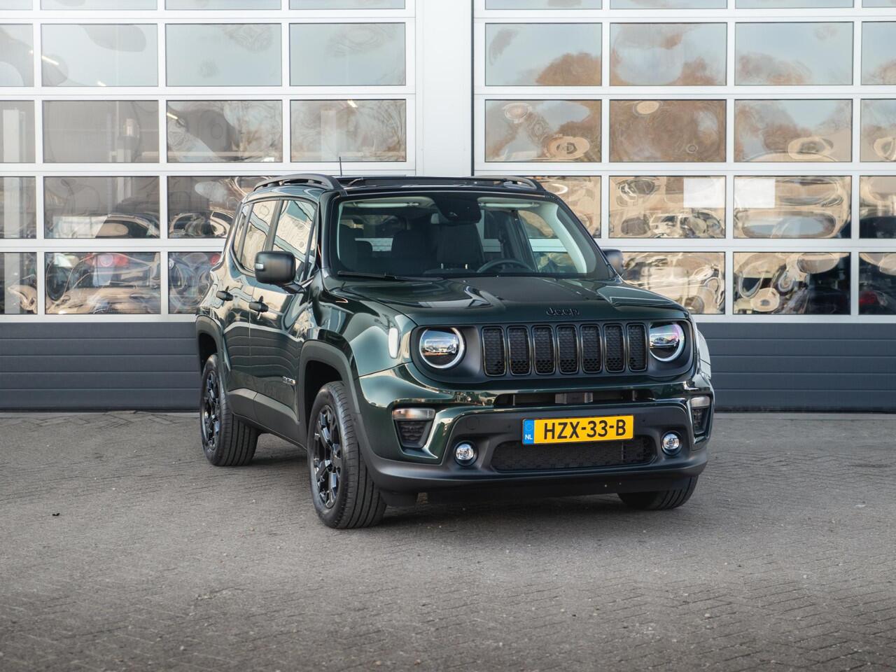 Jeep RENEGADE 4xe 240 Plug-in Hybrid Electric The North Star | Schuif/Kanteldak | Winter Pack | Techno Green