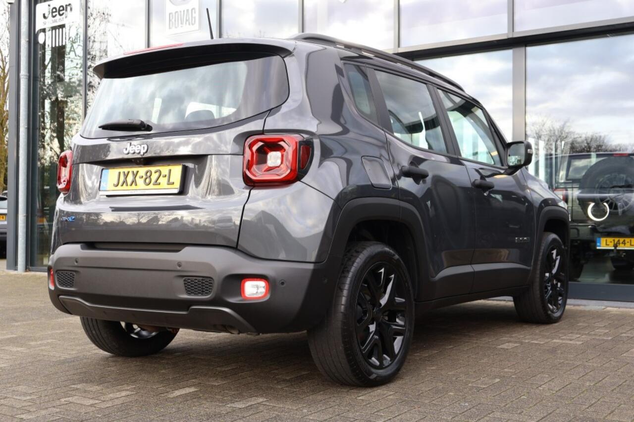 Jeep RENEGADE 4XE HYBRID SUMMIT / LEDER / 18 inch / Apple Carplay