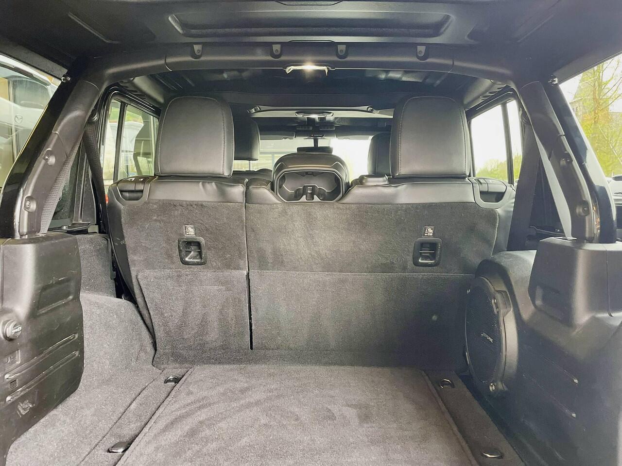 Jeep WRANGLER Unlimited 2.0T Sahara |Originele Brute | Richmond | 5 Pers | Volleder | Hardtop + Open dak | Navi | Etc.