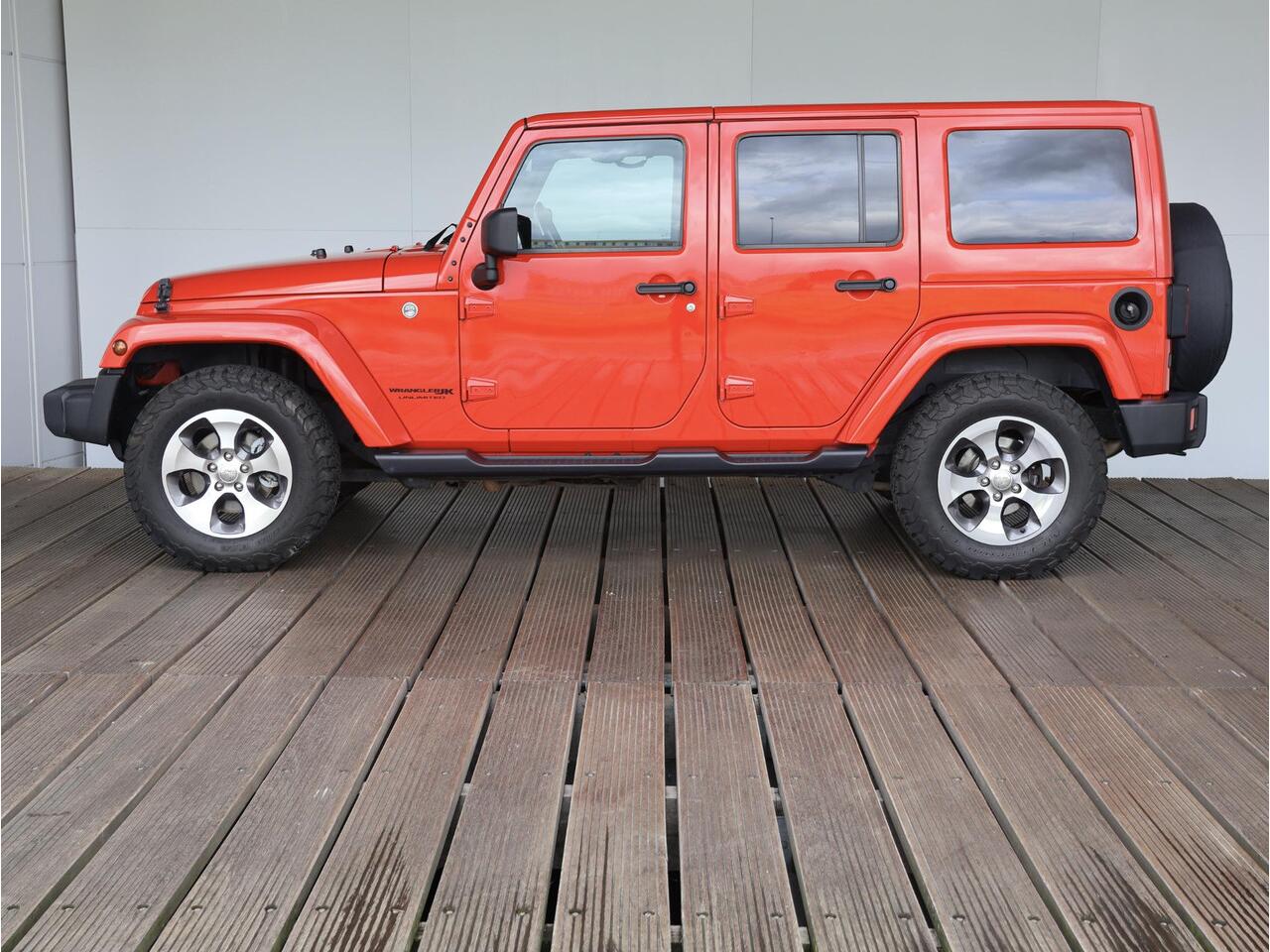 Jeep WRANGLER 2.8 CRD Sahara | Grijs kenteken | Cruise Control | 18 INCH |