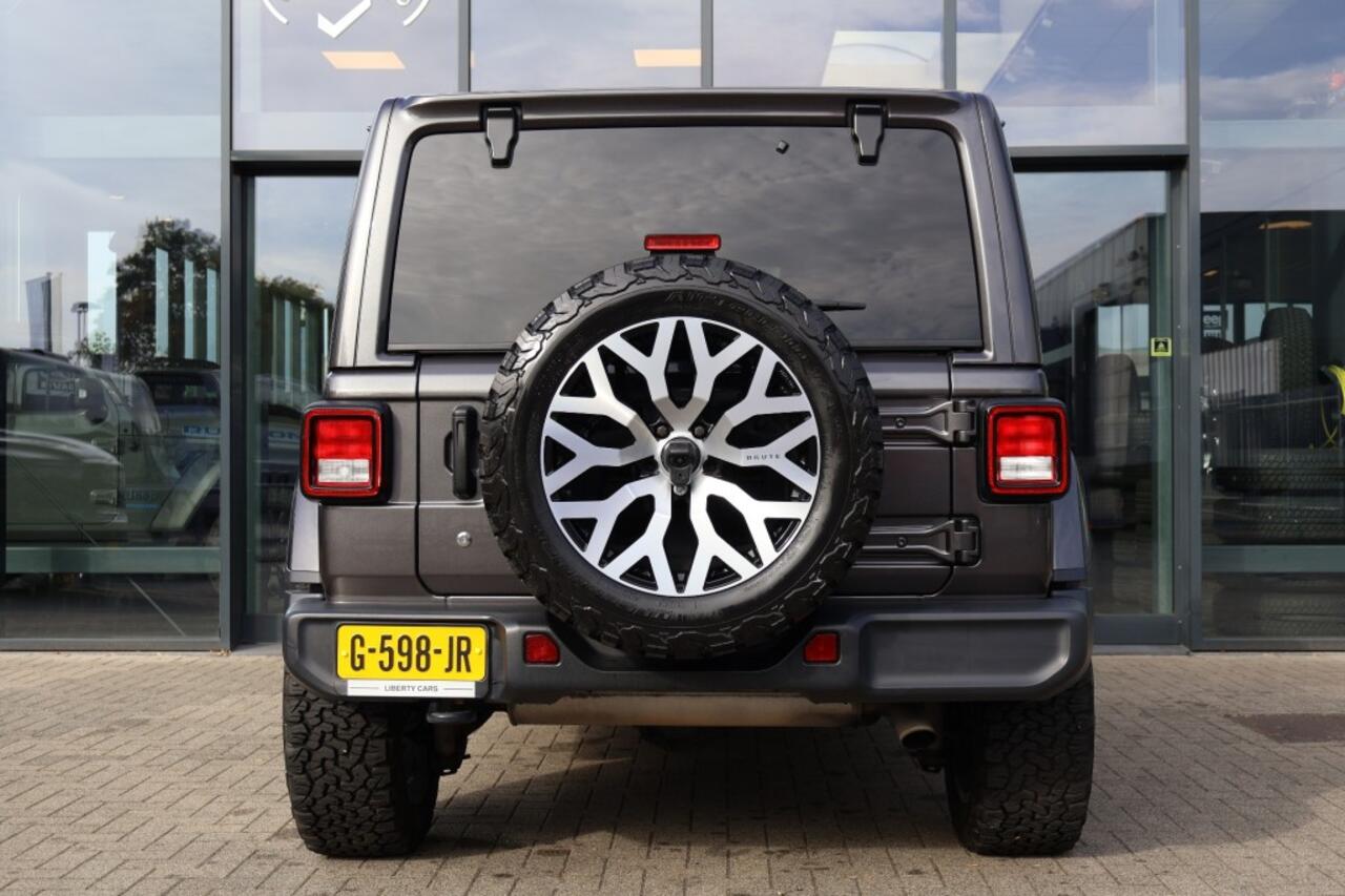 Jeep WRANGLER 2.0T SAHARA JL 4x4 Aut. Hardtop / 20 inch BRUTE Wheels / Hardtop