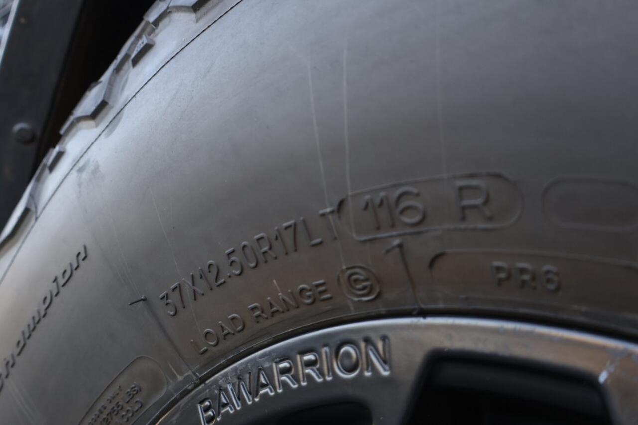 Jeep WRANGLER 2.0T SAHARA JL 4x4 Aut. / 37 inch banden / 2 inch MOPAR Lift