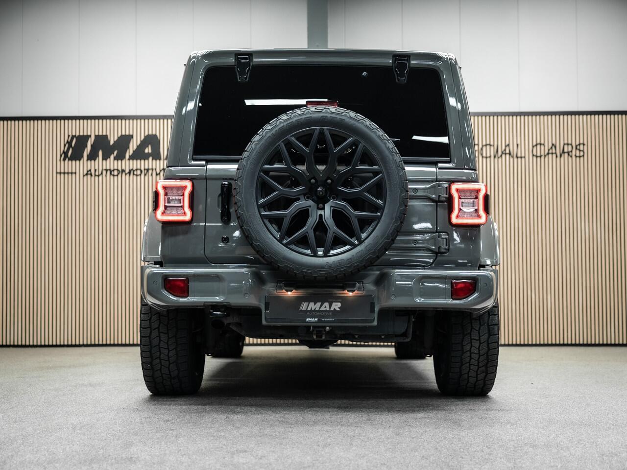 Jeep WRANGLER 2.2D Sahara | Grijs Kenteken | Stoel en stuurverwarming | Custom Corse Edition | Trekhaak | Alpine Sound |